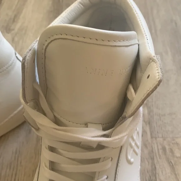 Last call-consigning this weekend Anine bing high tops size 9 - Picture 4 of 9